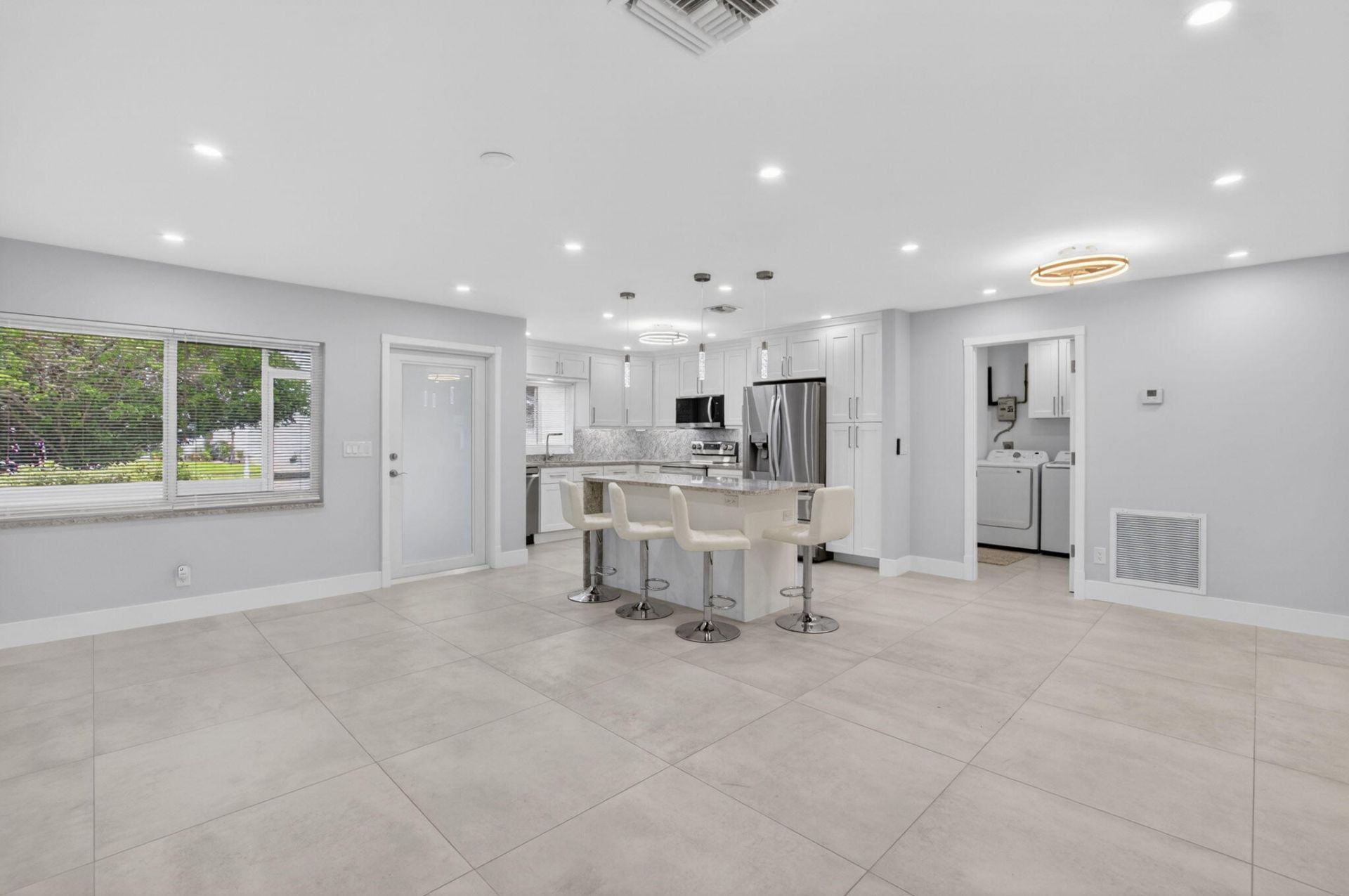 6049 Vía Diana, Delray Beach, FL 33484 Photo