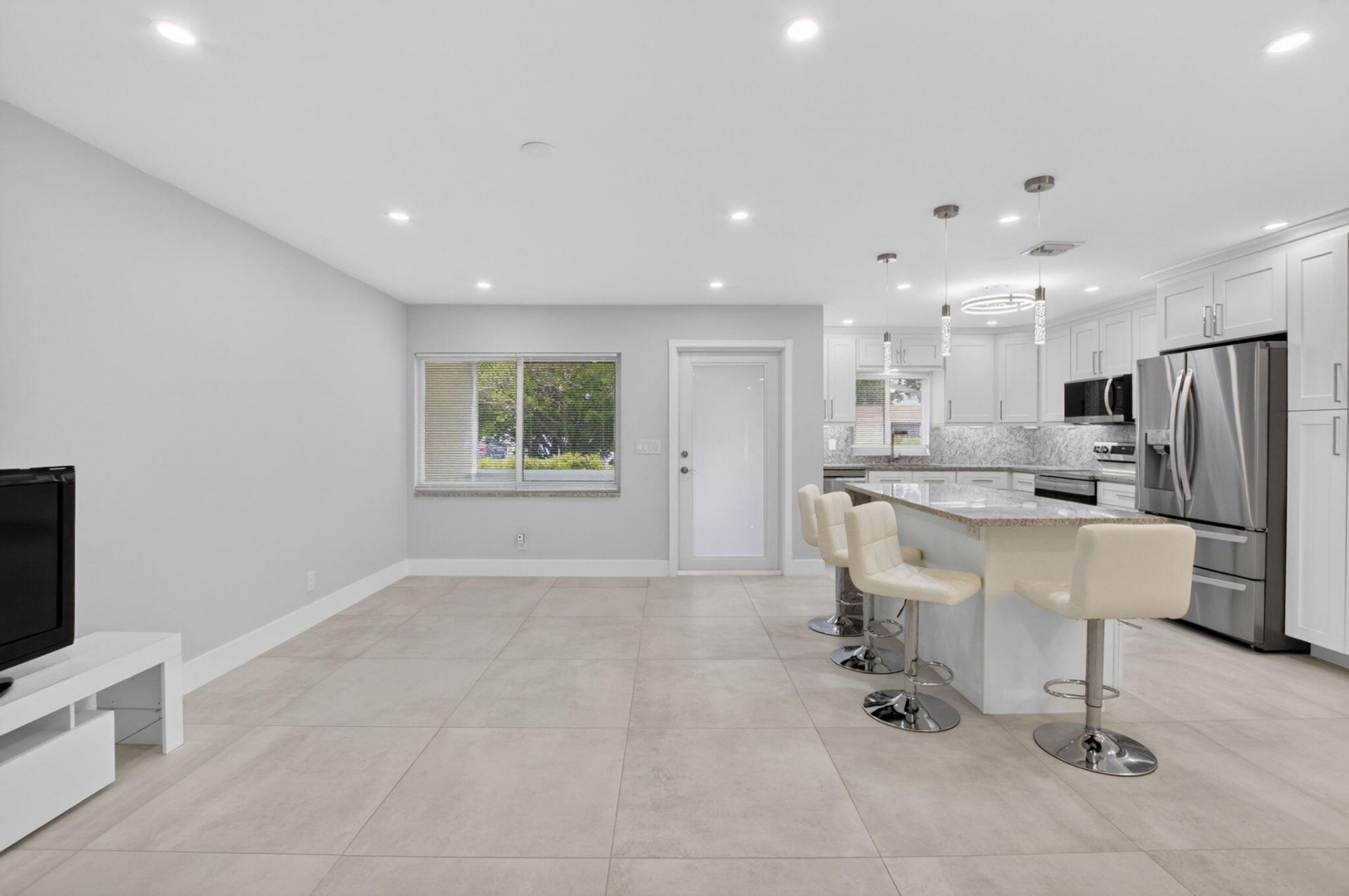6049 Vía Diana, Delray Beach, FL 33484 Photo