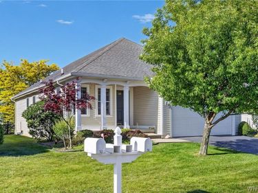56 Mayfield Drive, West Seneca, NY 14224