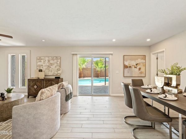 6701 E LATHAM Street, Scottsdale, AZ 85257