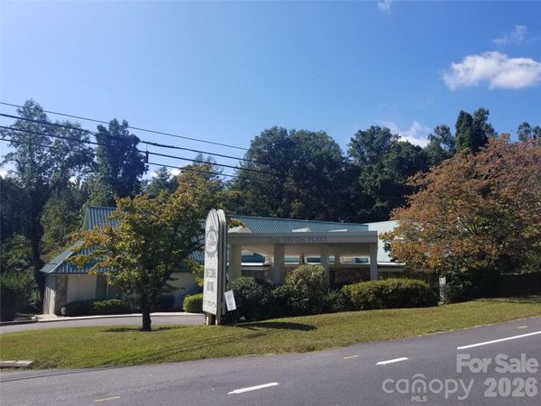 100 Jervey Road , Unit 4, Tryon, NC 28782