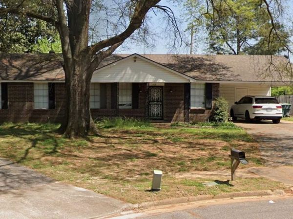 3618 SHOREHAM DR, Memphis, TN 38118