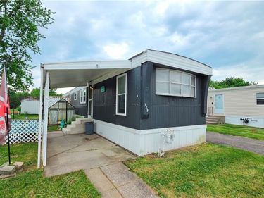 185 Laurelwood Ave , Lockport, NY 14094