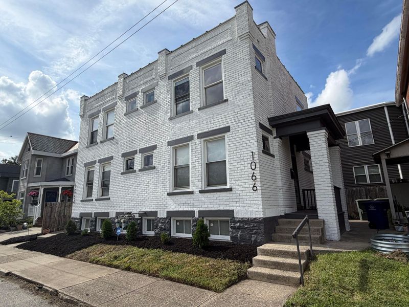1064-1066 E Rich Street, Columbus, OH 43205 Photo 2
