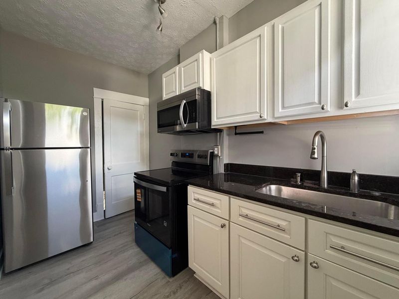 1064-1066 E Rich Street, Columbus, OH 43205 Photo 5