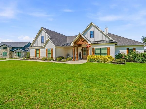 190 Blue Ribbon Lane, Stephenville, TX 76401