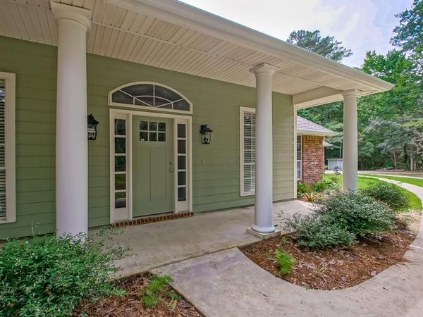 105 LEAF Circle, Slidell, LA 70461