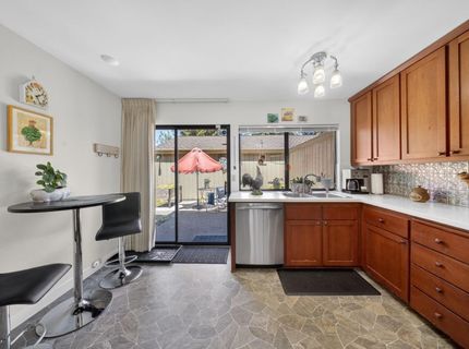 2279 Swarthmore Dr, Sacramento, CA 95825 Photo