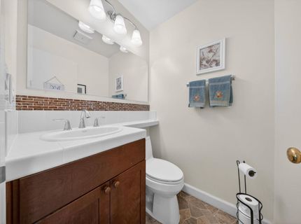 2279 Swarthmore Dr, Sacramento, CA 95825 Photo