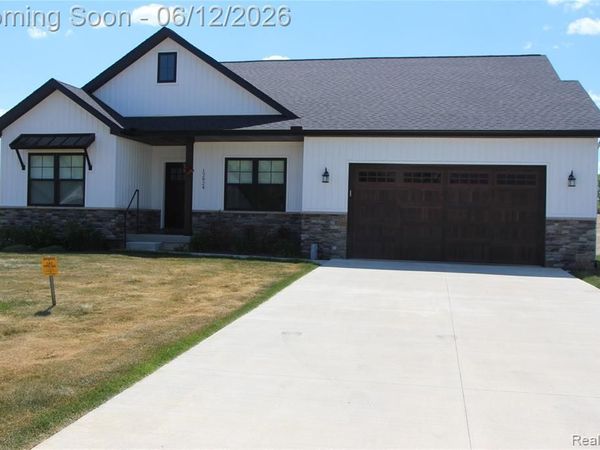 12824 Ivy Lane, Fenton Twp, MI 48451
