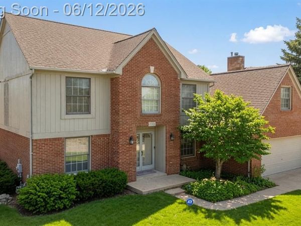 53428 Gregory Drive, Macomb Twp, MI 48042