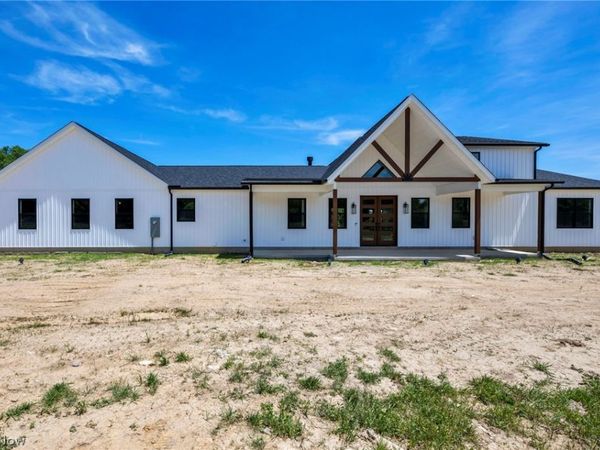 11605 Aquilla Road , Chardon, OH 44024