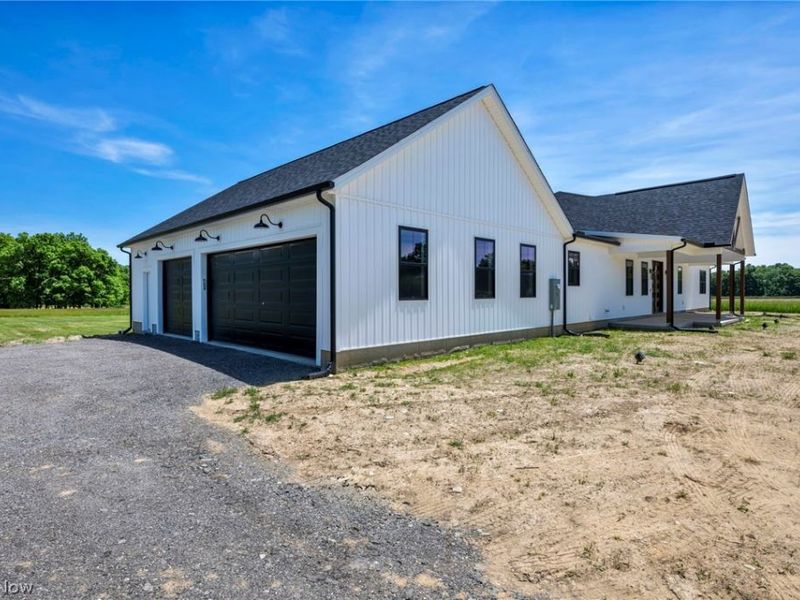 11605 Aquilla Road, Chardon, OH 44024 Photo 3