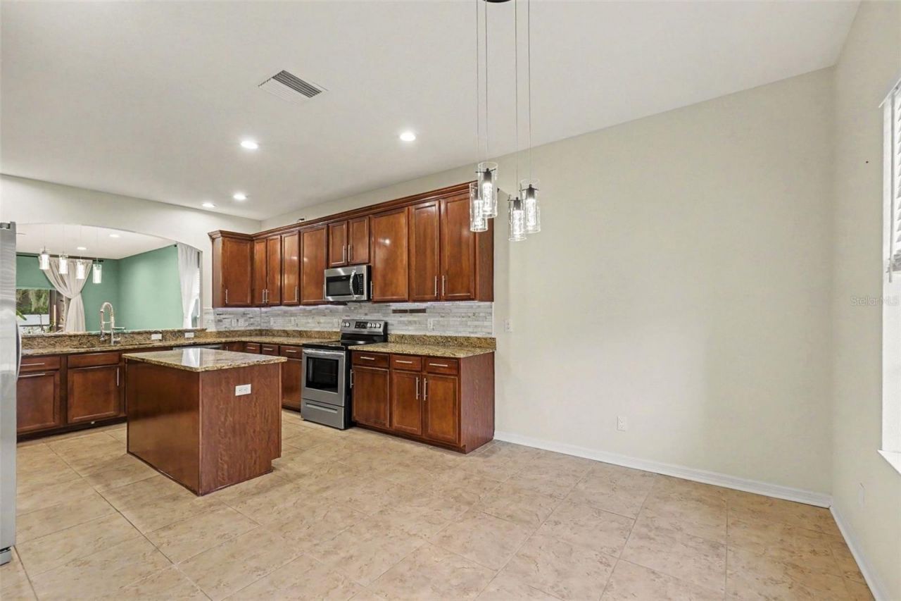 7610 Tangle Brook Boulevard , Gibsonton, FL 33534 Photo