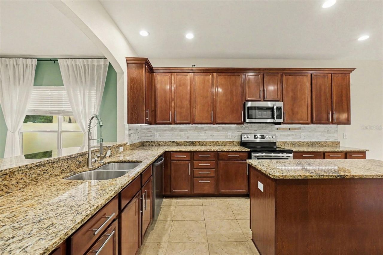 7610 Tangle Brook Boulevard , Gibsonton, FL 33534 Photo