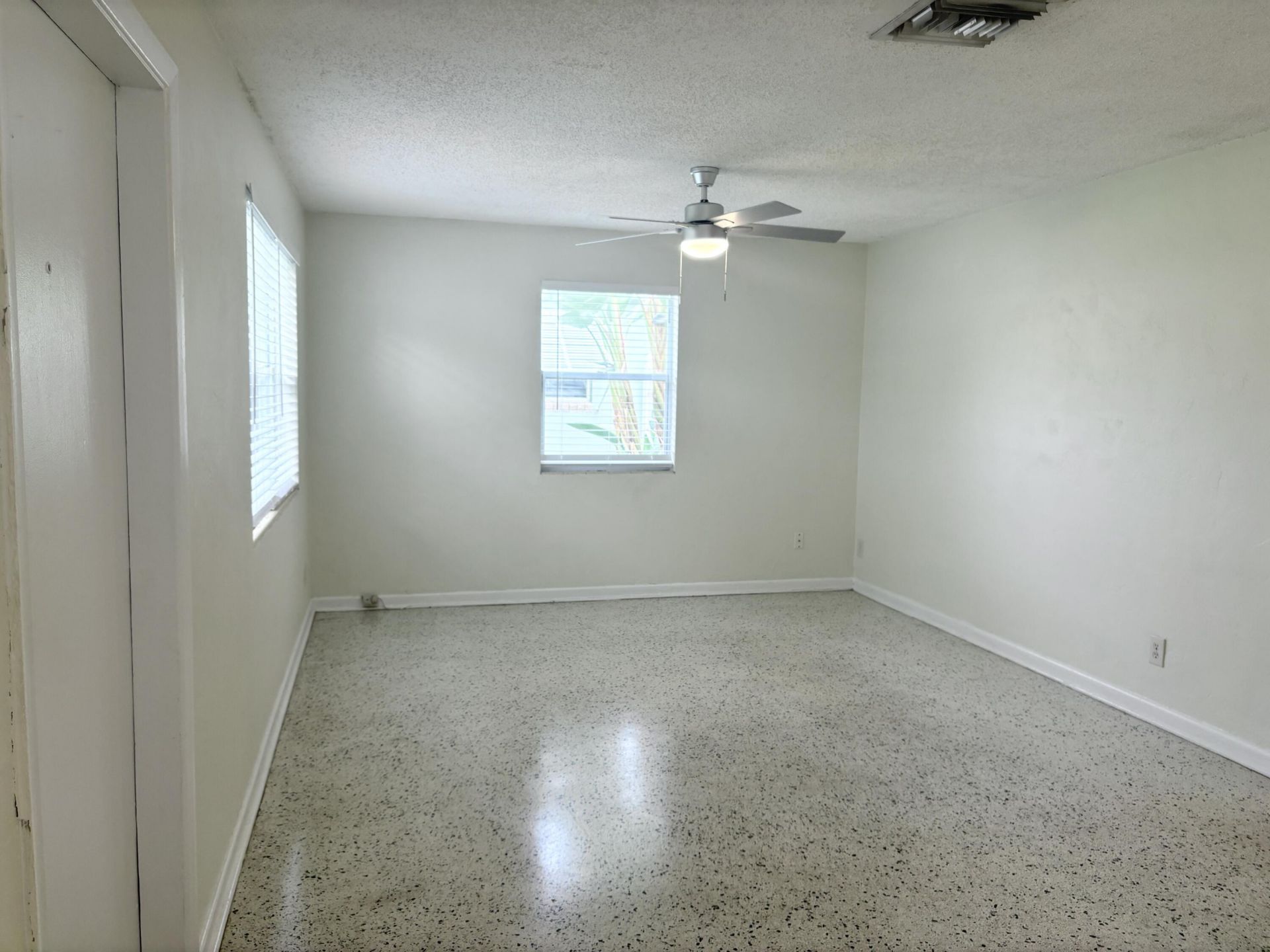 218 Seville Road, West Palm Beach, FL 33405 Photo