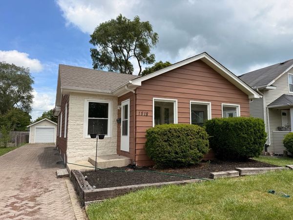 1518 Melrose Avenue , Waukegan, IL 60085