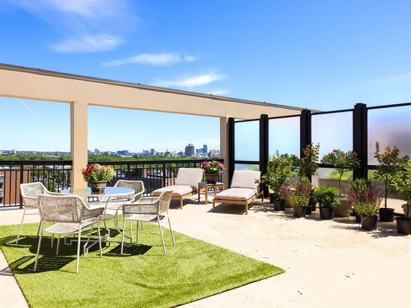 50 Longwood Ave, Unit PH 1118, Brookline, MA 02446