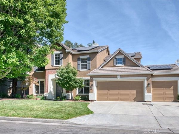 2612 E Shea Drive, Fresno, CA 93720
