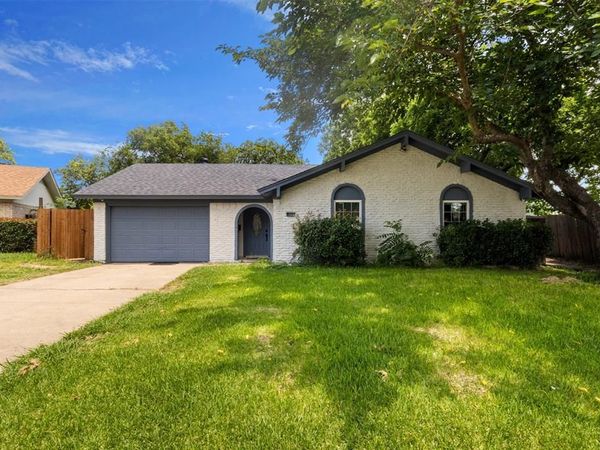 1065 Sunset Circle , Garland, TX 75040