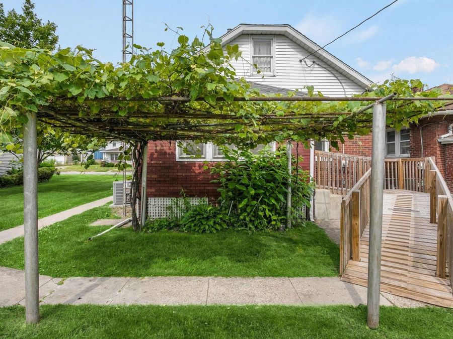 Property Image 30