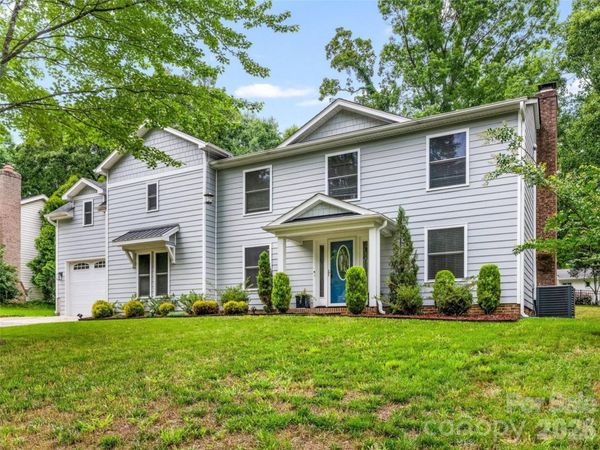 6801 Rollingridge Drive , Charlotte, NC 28211