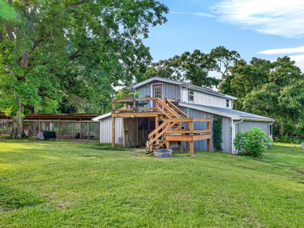 467A Thomas School Rd., Lumberton, MS 39455