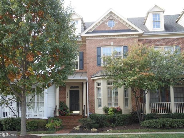 104 OAK KNOLL TERRACE , ROCKVILLE, MD 20850