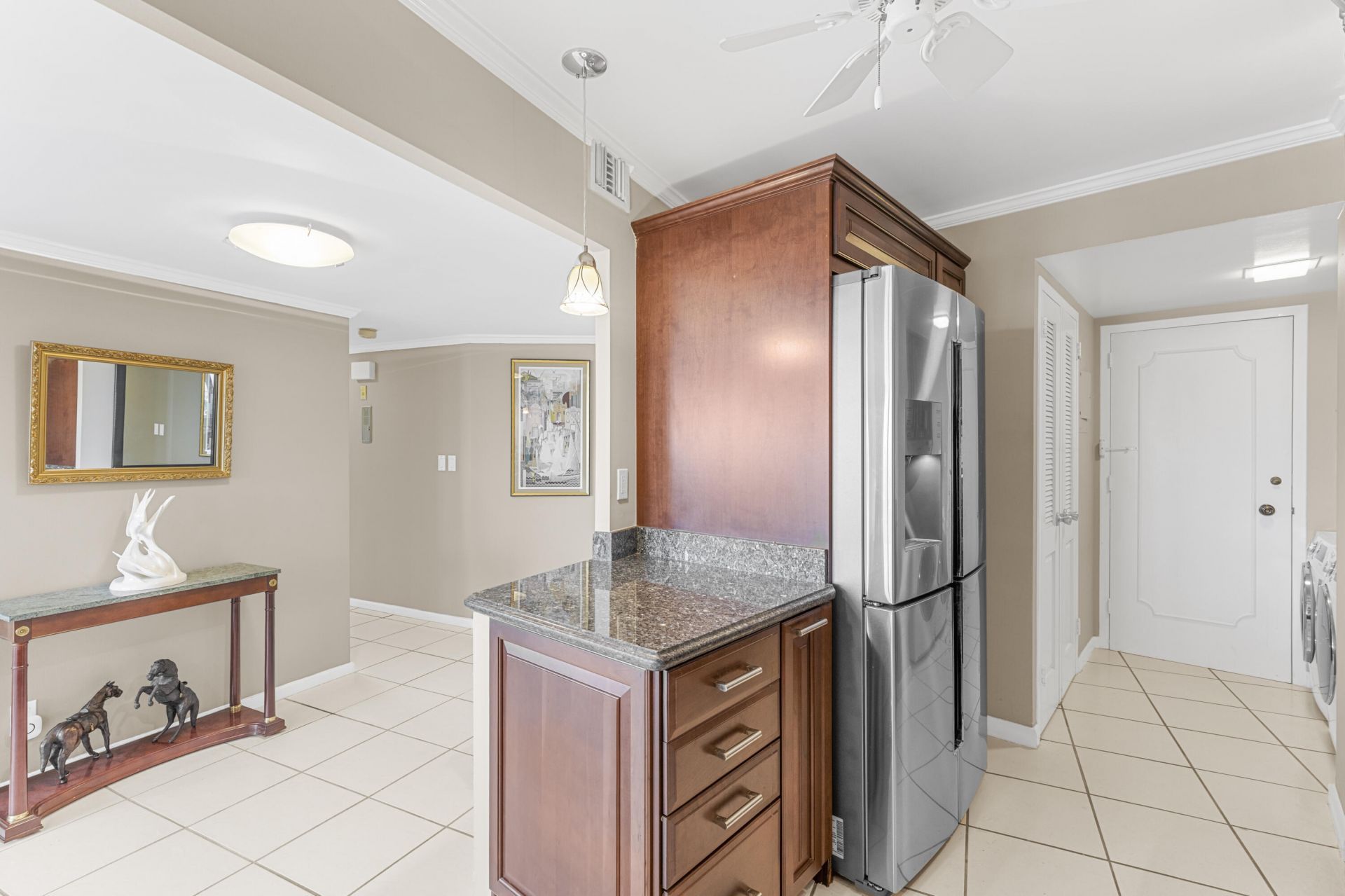 3000 Holiday Drive, Unit 1505, Fort Lauderdale, FL 33316 Photo