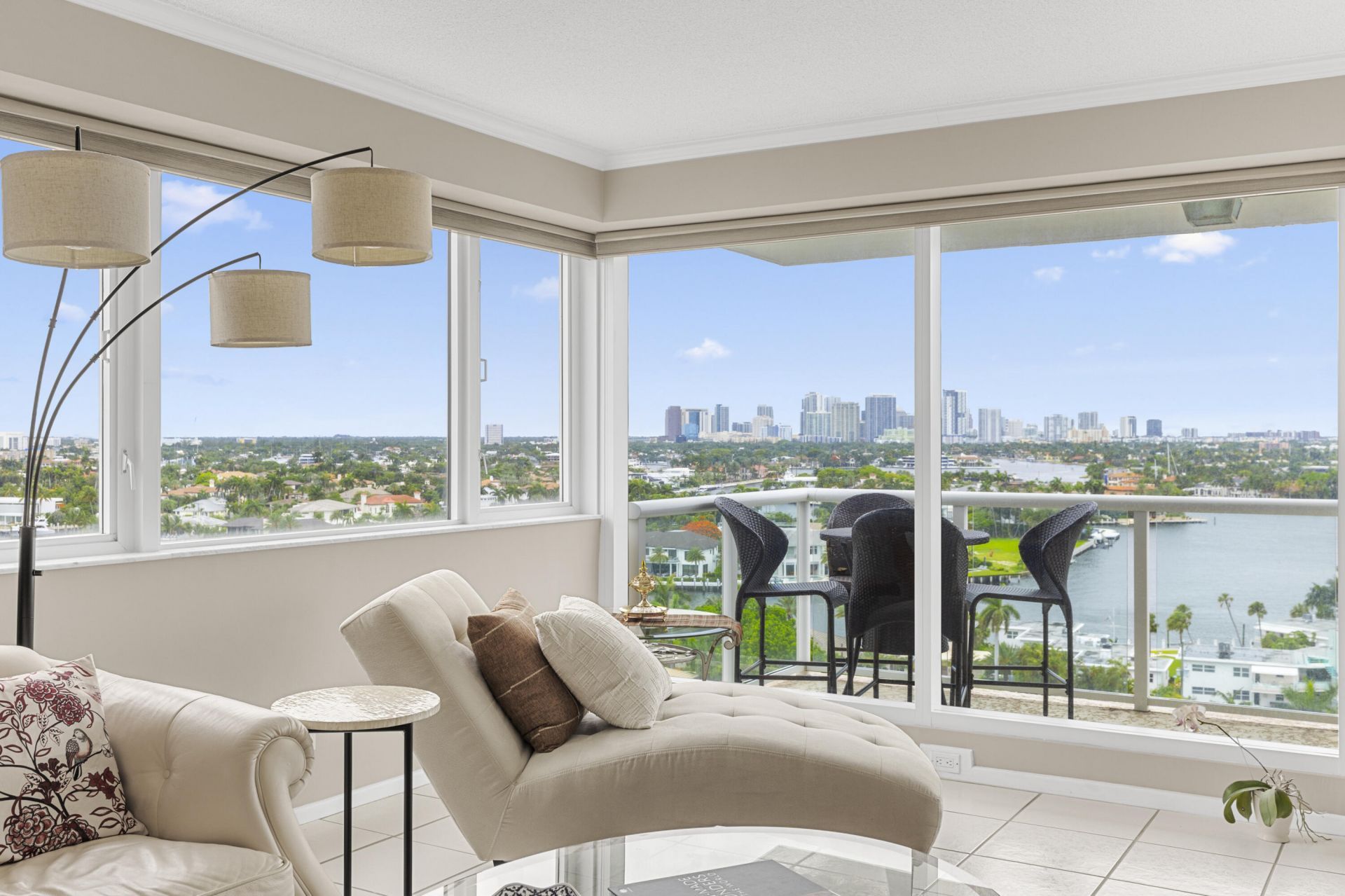 3000 Holiday Drive, Unit 1505, Fort Lauderdale, FL 33316 Photo