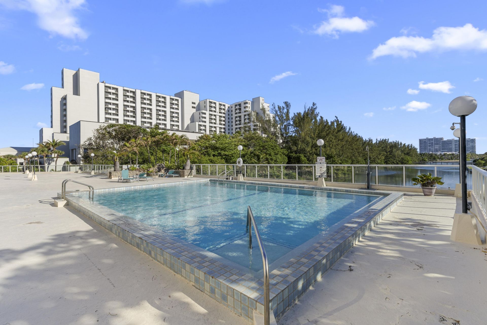 3000 Holiday Drive, Unit 1505, Fort Lauderdale, FL 33316 Photo