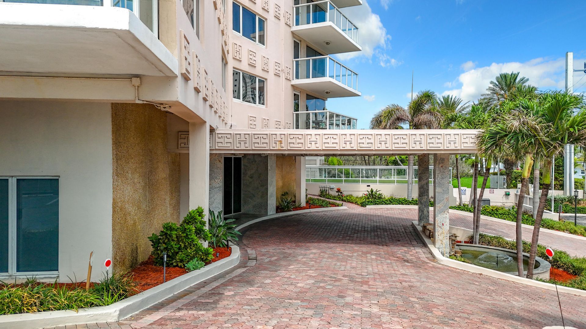 3000 Holiday Drive, Unit 1505, Fort Lauderdale, FL 33316 Photo