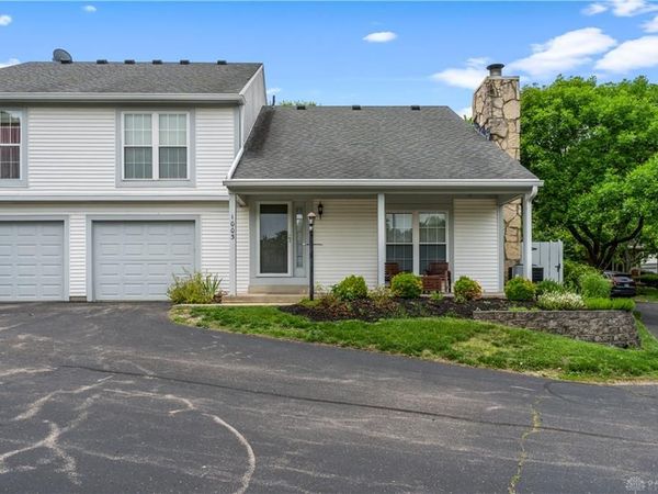 1003 Foxshire Place, Centerville, OH 45458