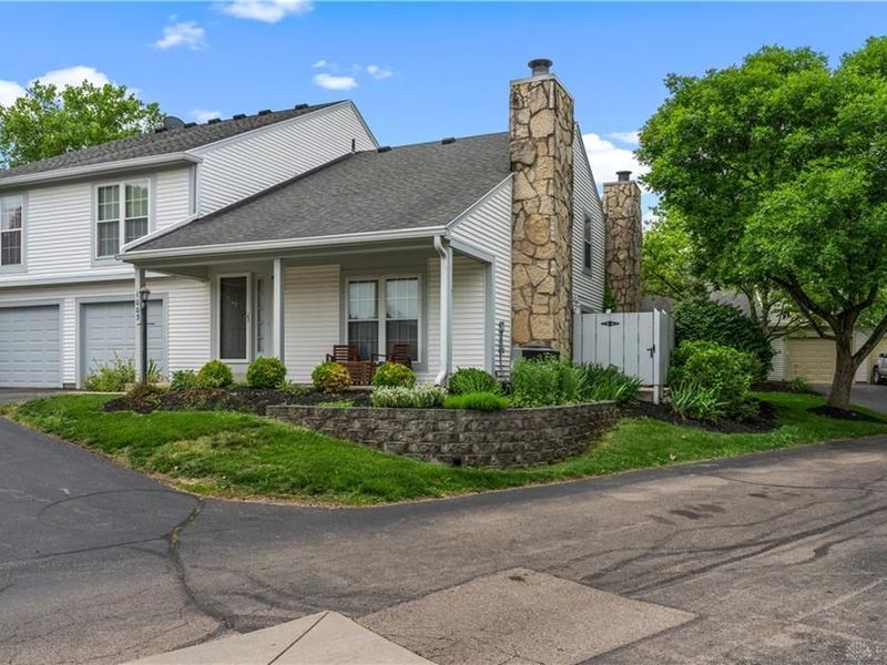 1003 Foxshire Place, Centerville, OH 45458 Photo 2