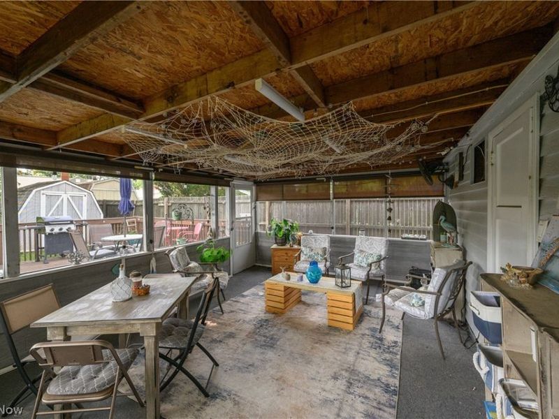 1421 Castlewood Avenue SW, North Canton, OH 44720 Photo 18