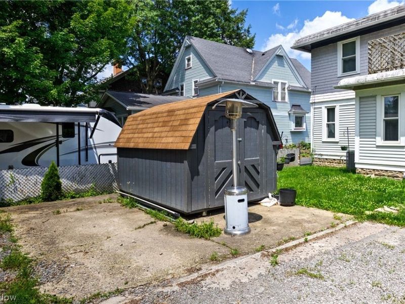 719 Robbins Avenue, Niles, OH 44446 Photo 21