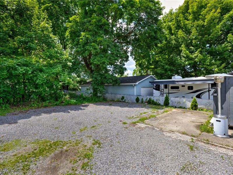 719 Robbins Avenue, Niles, OH 44446 Photo 22