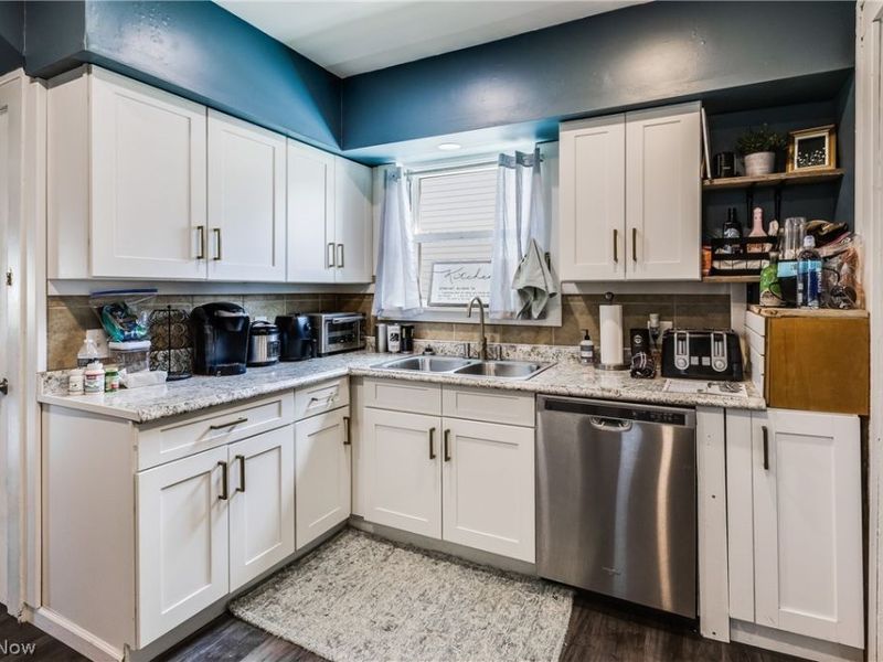719 Robbins Avenue, Niles, OH 44446 Photo 5