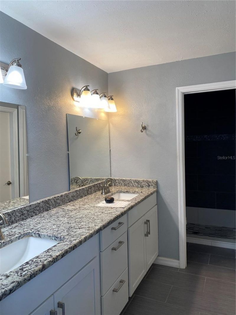 4394 Sandner Drive , Sarasota, FL 34243 Photo