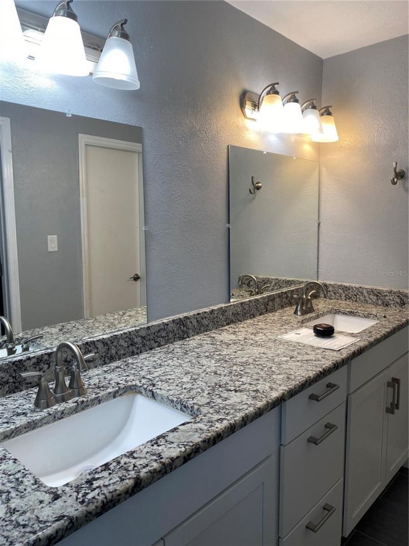 4394 Sandner Drive , Sarasota, FL 34243 Photo