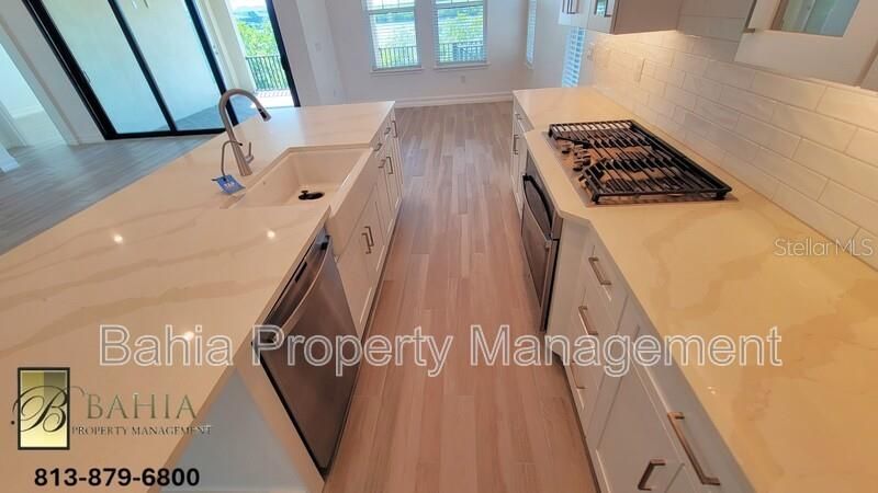 1074 Seagrape Drive, Ruskin, FL 33570 Photo
