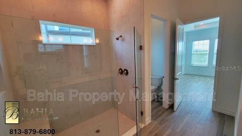 1074 Seagrape Drive, Ruskin, FL 33570 Photo