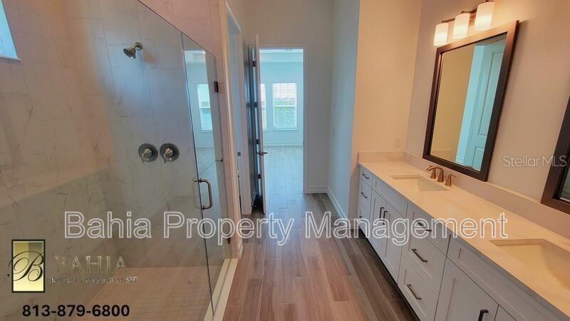 1074 Seagrape Drive, Ruskin, FL 33570 Photo