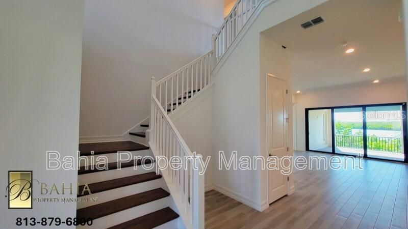 1074 Seagrape Drive, Ruskin, FL 33570 Photo
