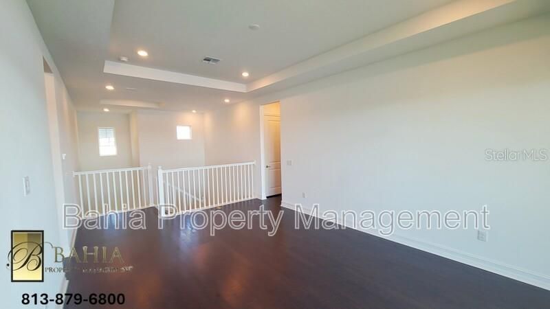 1074 Seagrape Drive, Ruskin, FL 33570 Photo