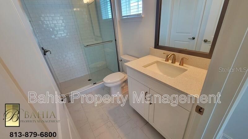 1074 Seagrape Drive, Ruskin, FL 33570 Photo