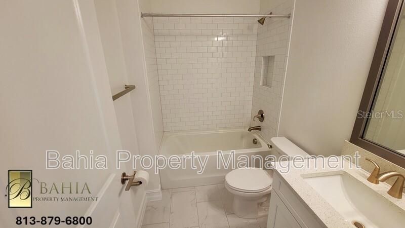 1074 Seagrape Drive, Ruskin, FL 33570 Photo