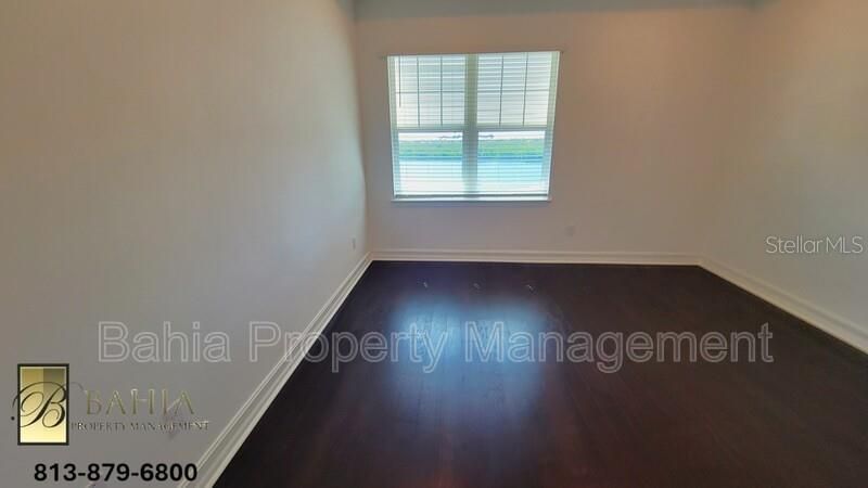 1074 Seagrape Drive, Ruskin, FL 33570 Photo