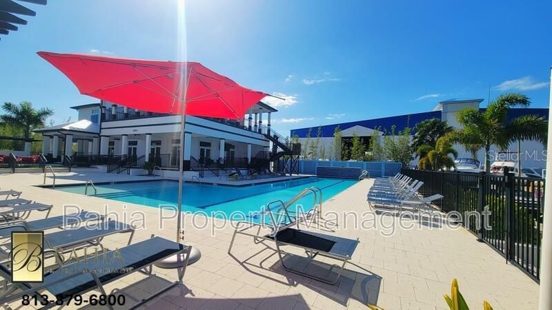 1074 Seagrape Drive, Ruskin, FL 33570 Photo