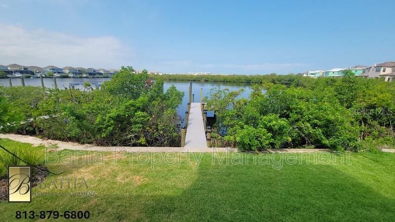 1074 Seagrape Drive, Ruskin, FL 33570 Photo
